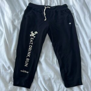RunDisney capri sweatpants